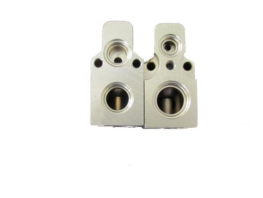 Клапан компрессора кондиционера THERMOTEC KTT140003