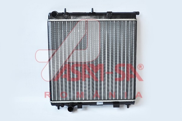 Радиатор охлаждения двигателя NRF арт. 32871