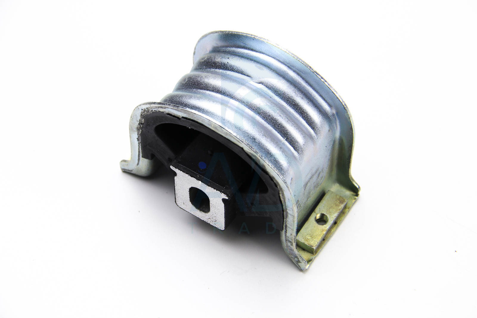 Подушка двигателя передняя T5 2.5TDI 03- UCEL арт. BSG 90-700-064