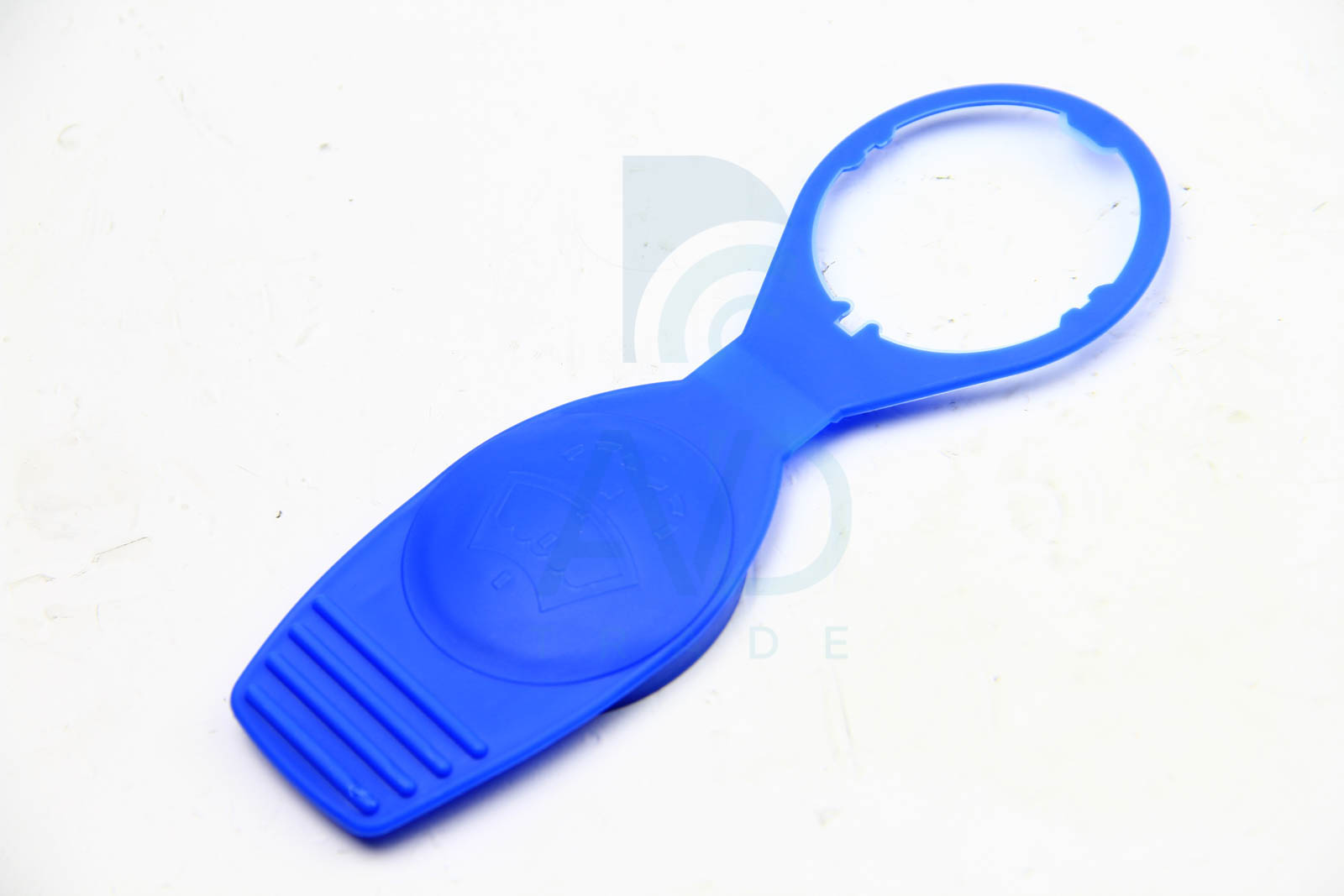 Крышка бачка омивателя Caddy/T4/T5 METZGER арт. BSG 90-922-034