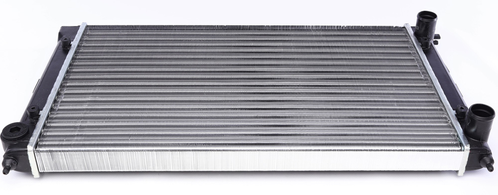 Радиатор охлаждения VW Caddy 82-92/Golf 79-93 (322x525x34) NRF арт. CR 340 001S