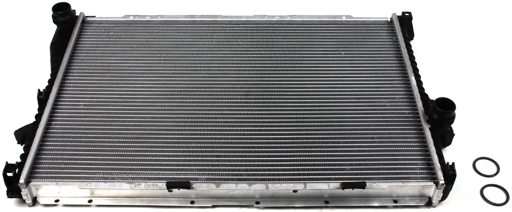 Радиатор охлаждения двигателя MAHLE арт. 55321