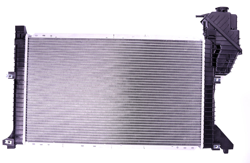 Радиатор охлаждения MB Sprinter 2.9TDI (АКПП) NISSENS арт. 112050